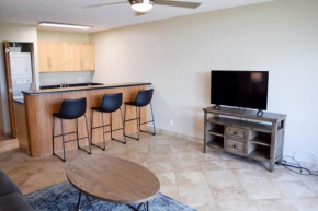 Beautiful Private Condo Walking Distance to Beach MV2321
